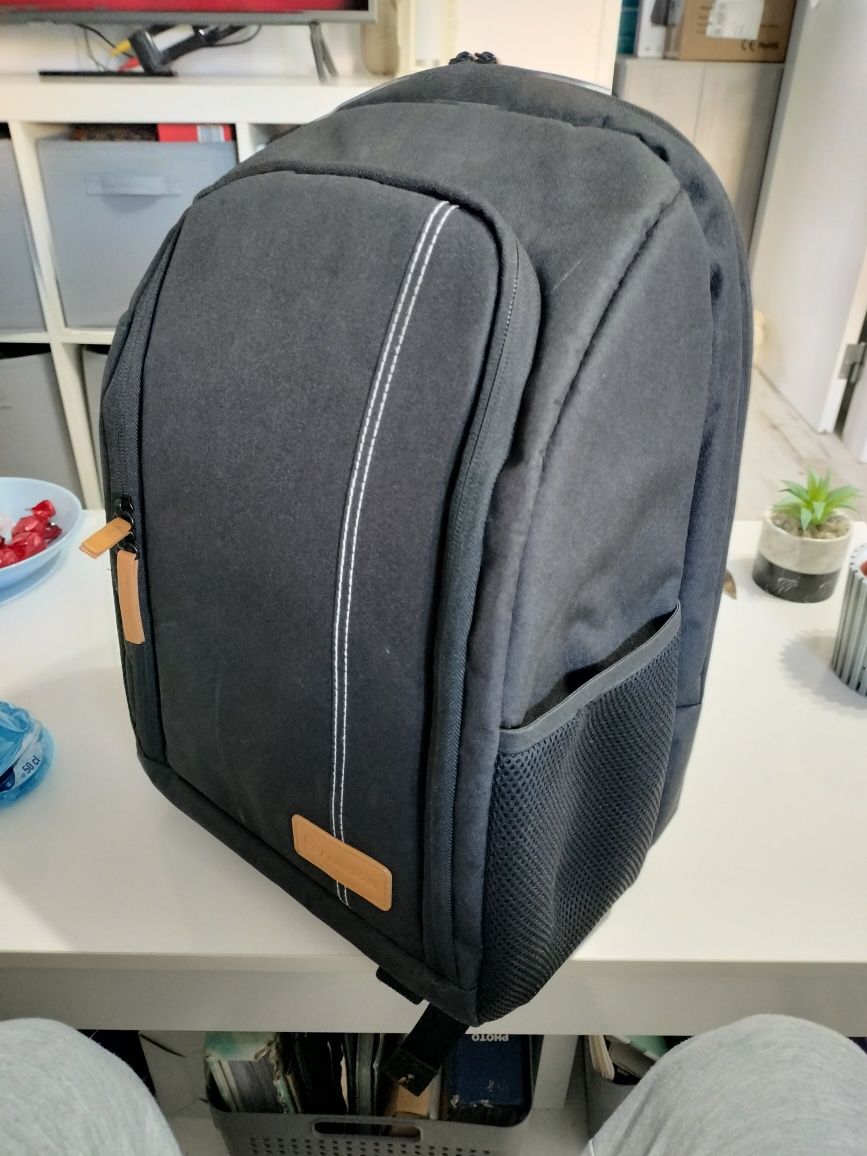 Mochila para câmara fotográfica marca Tarion - NOVA