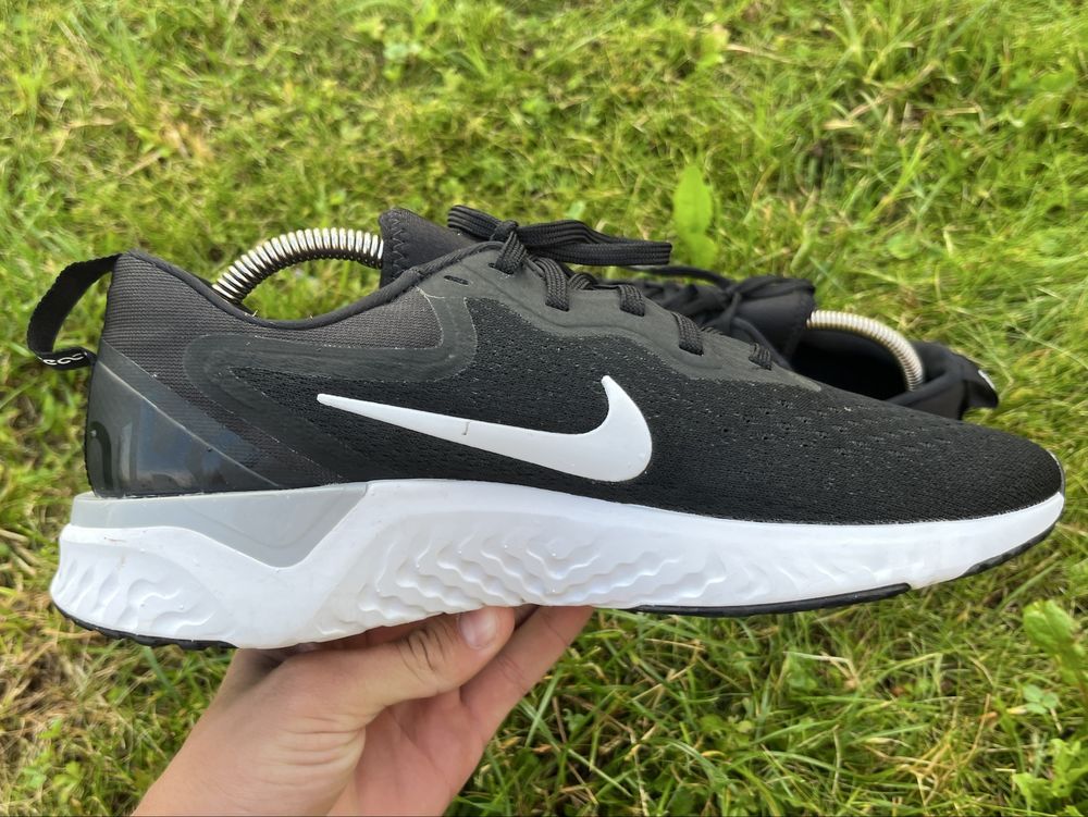 Оригінальні Кросівки Nike react 43 розмір 27,5см стелька стан 7/10