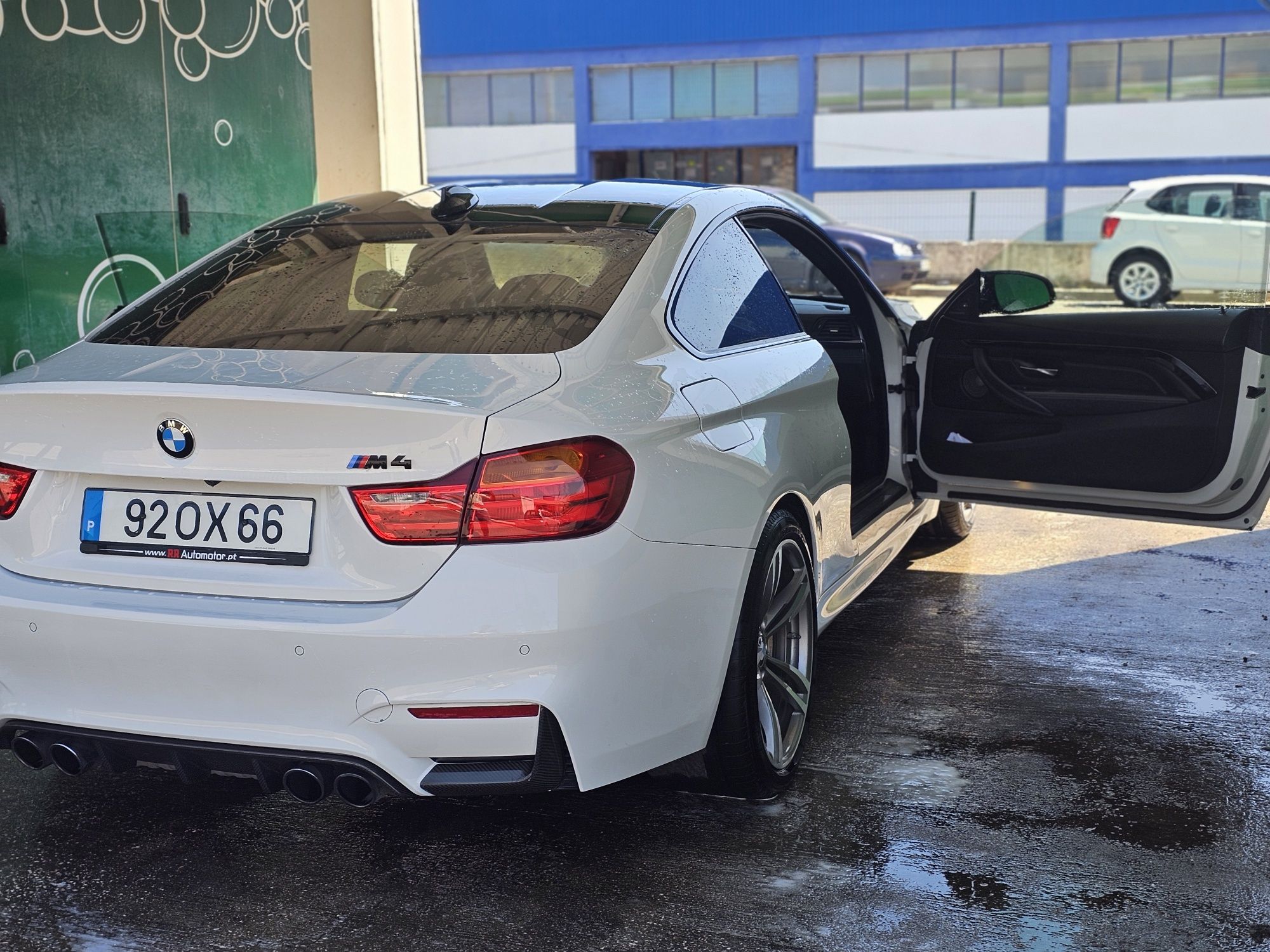 Vendo bmw m4 super novo