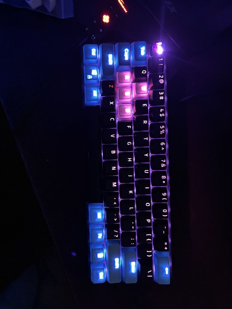 Teclado razer hunstman mini 60%
