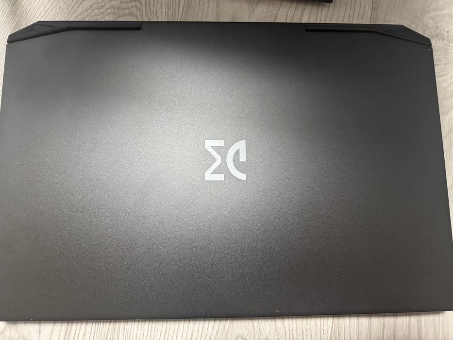 Ноотбук DREAM MACHINES ігровий