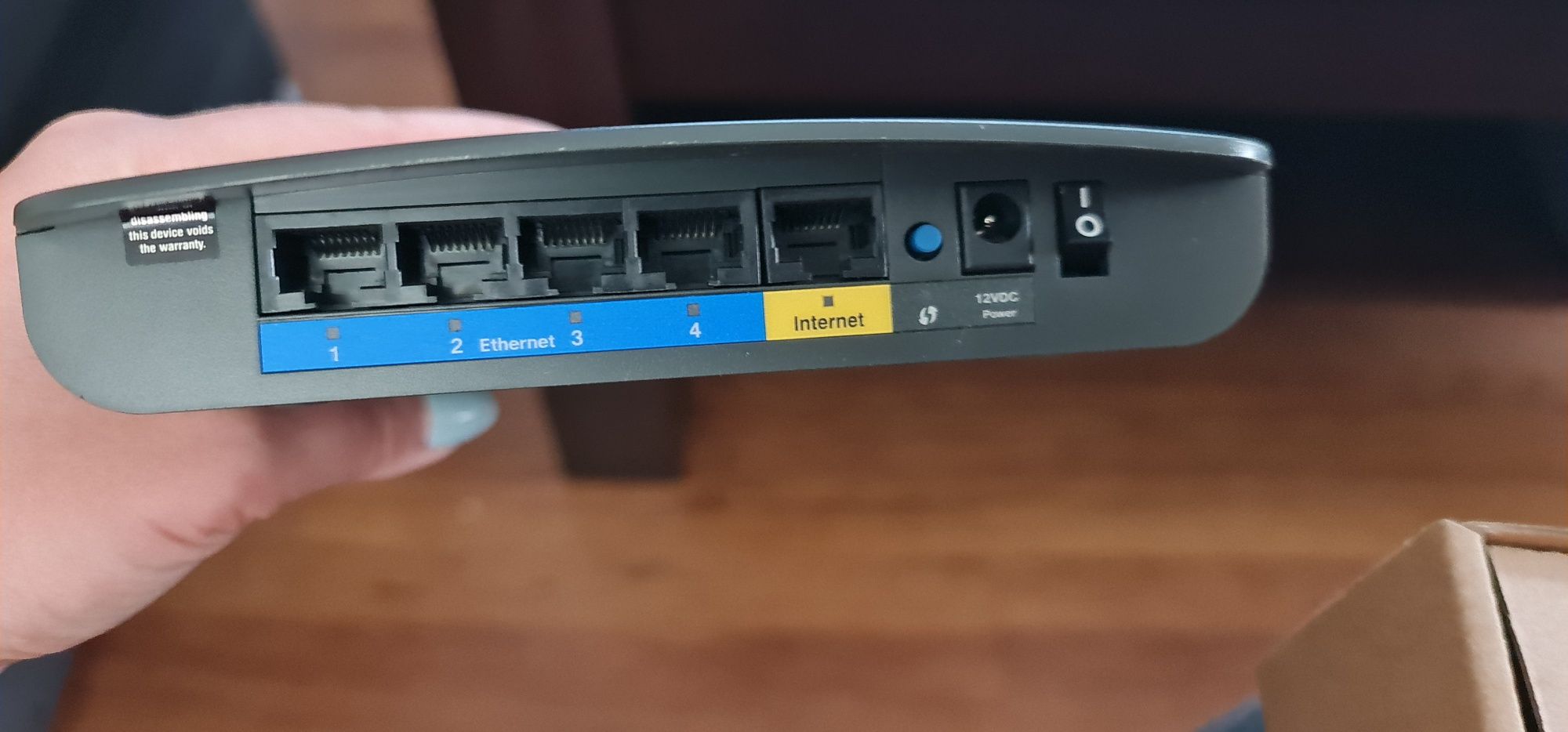 router cisco linksys e900
