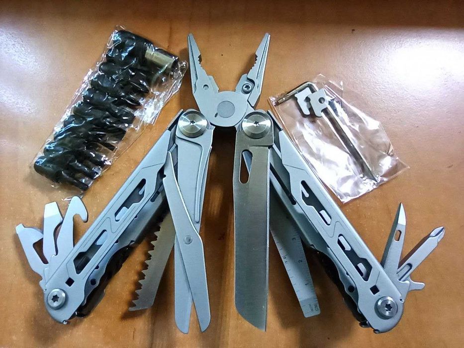 Мультитул MQ062 Silver Тактичний 17в1 + набір біт Multitool