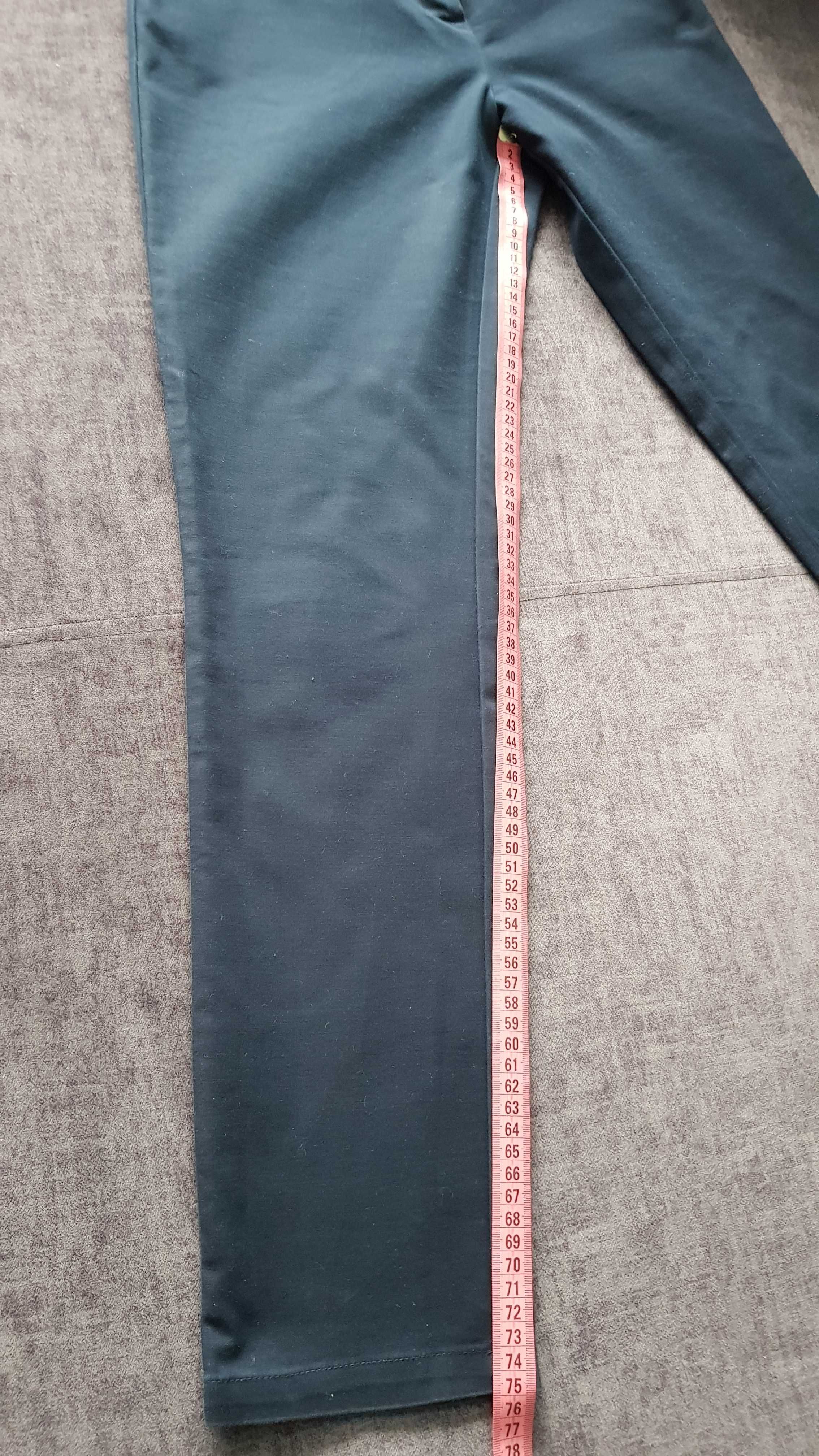 Granatowe eleganckie spodnie quiosque