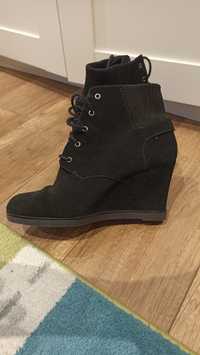 BUTY Michael Kors CARRIGAN  na koturnie czarne 39/40 OKAZJA