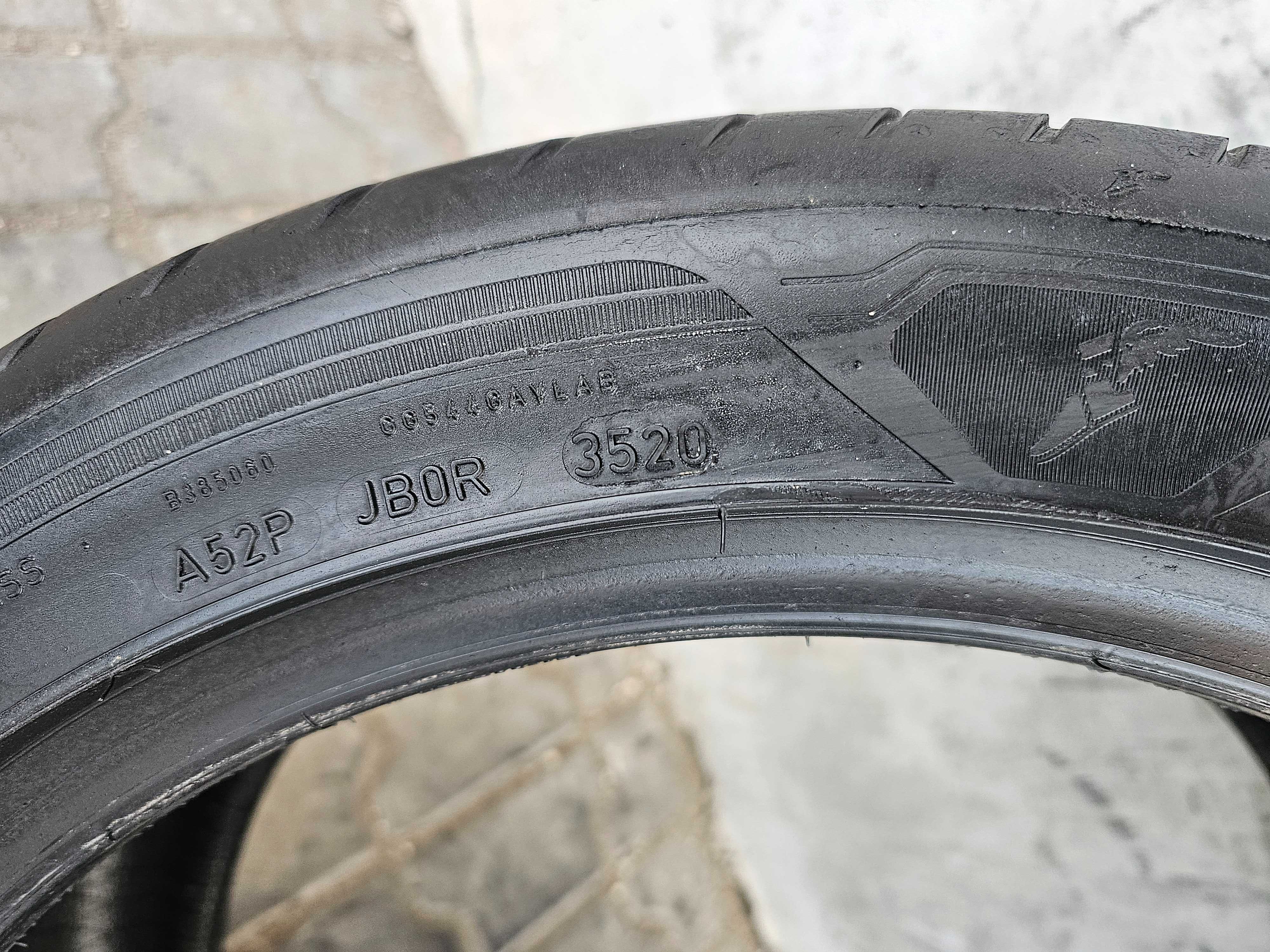 Lato Goodyear 245/40 R18