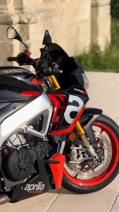 Aprilia Tuono V4 Factory 2021