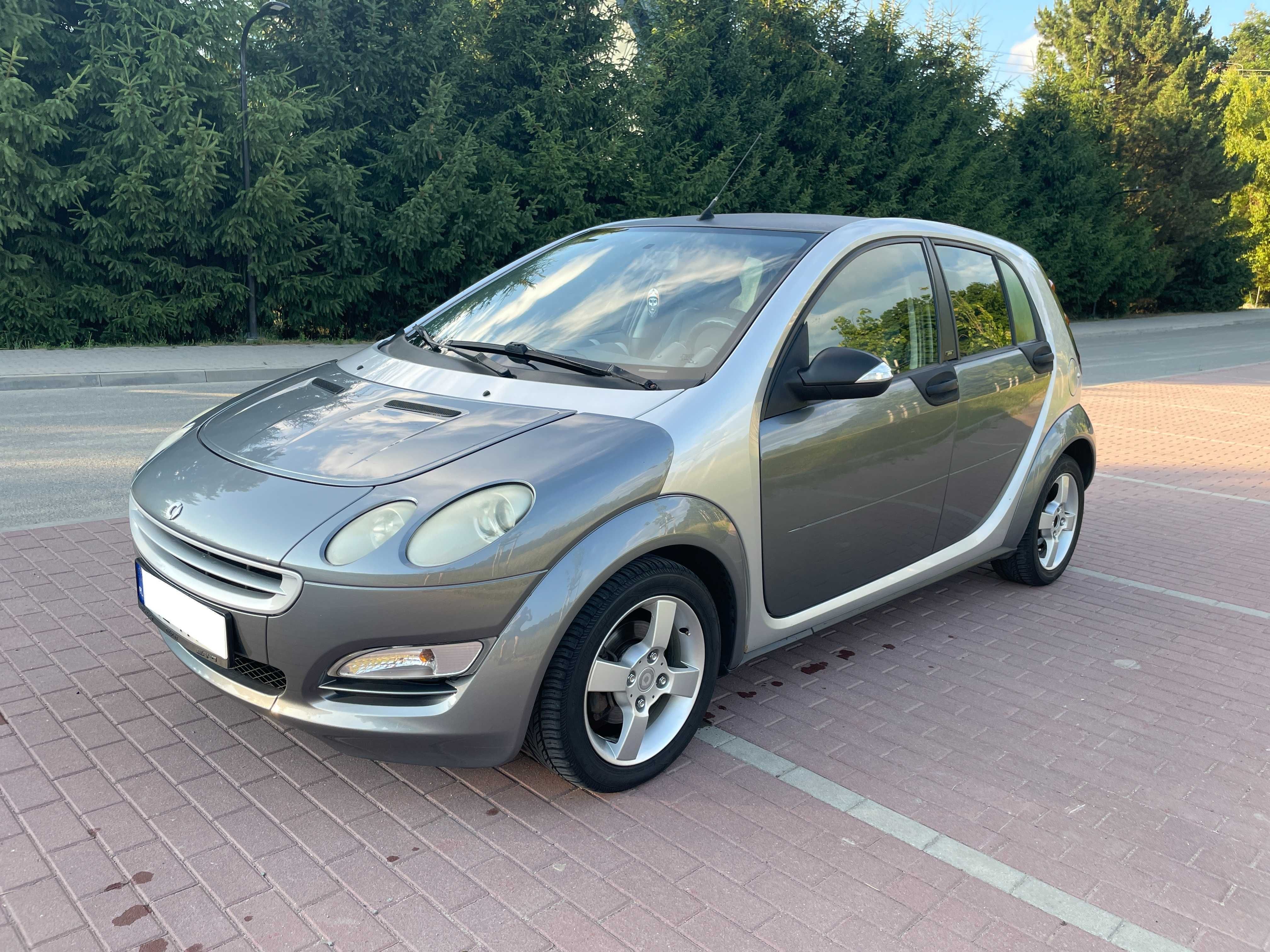 Smart ForFour 1.3 benzyna 95 km 2004 r. 5 drzwi super stan EURO 4