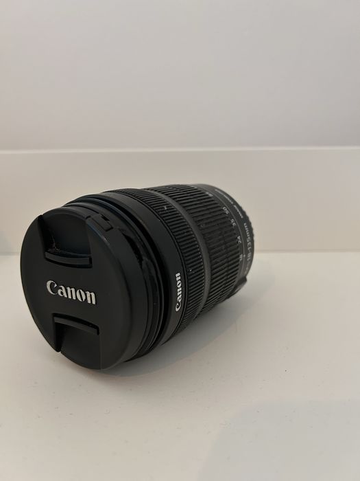 Canon 700D com lente 18-135