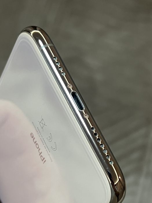Iphone XS Max 64 гб