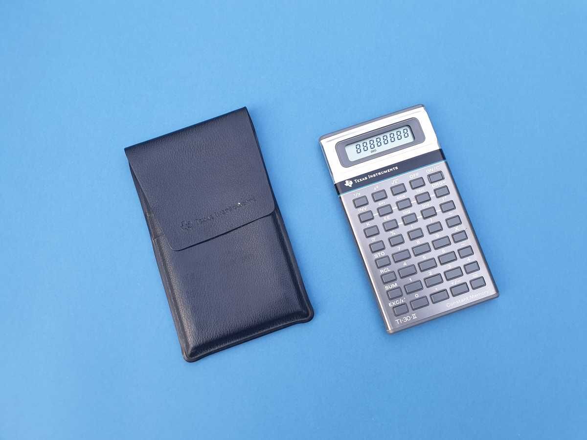 Texas Instruments TI-30 II kalkulator naukowy vintage 1983 r.