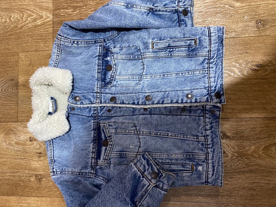 Джинсова куртка