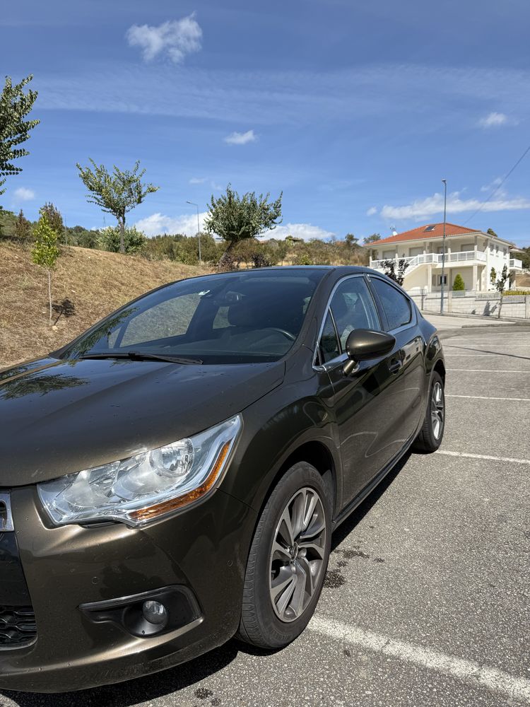 Citroen Ds4 hatchback 1.6