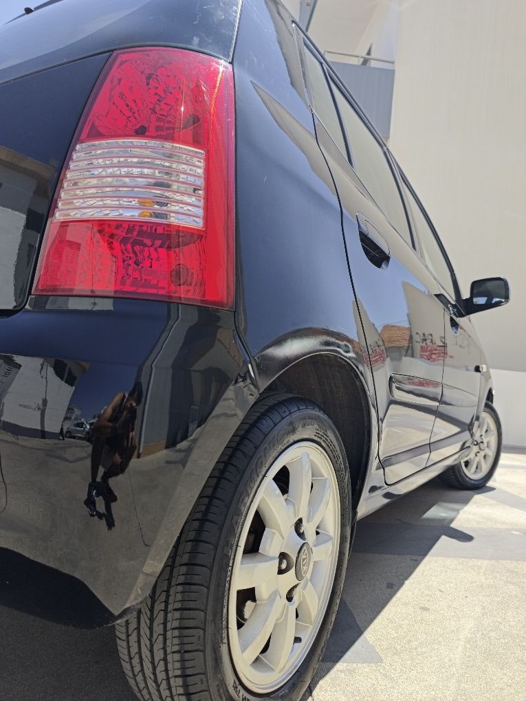 Kia Picanto 999 cc