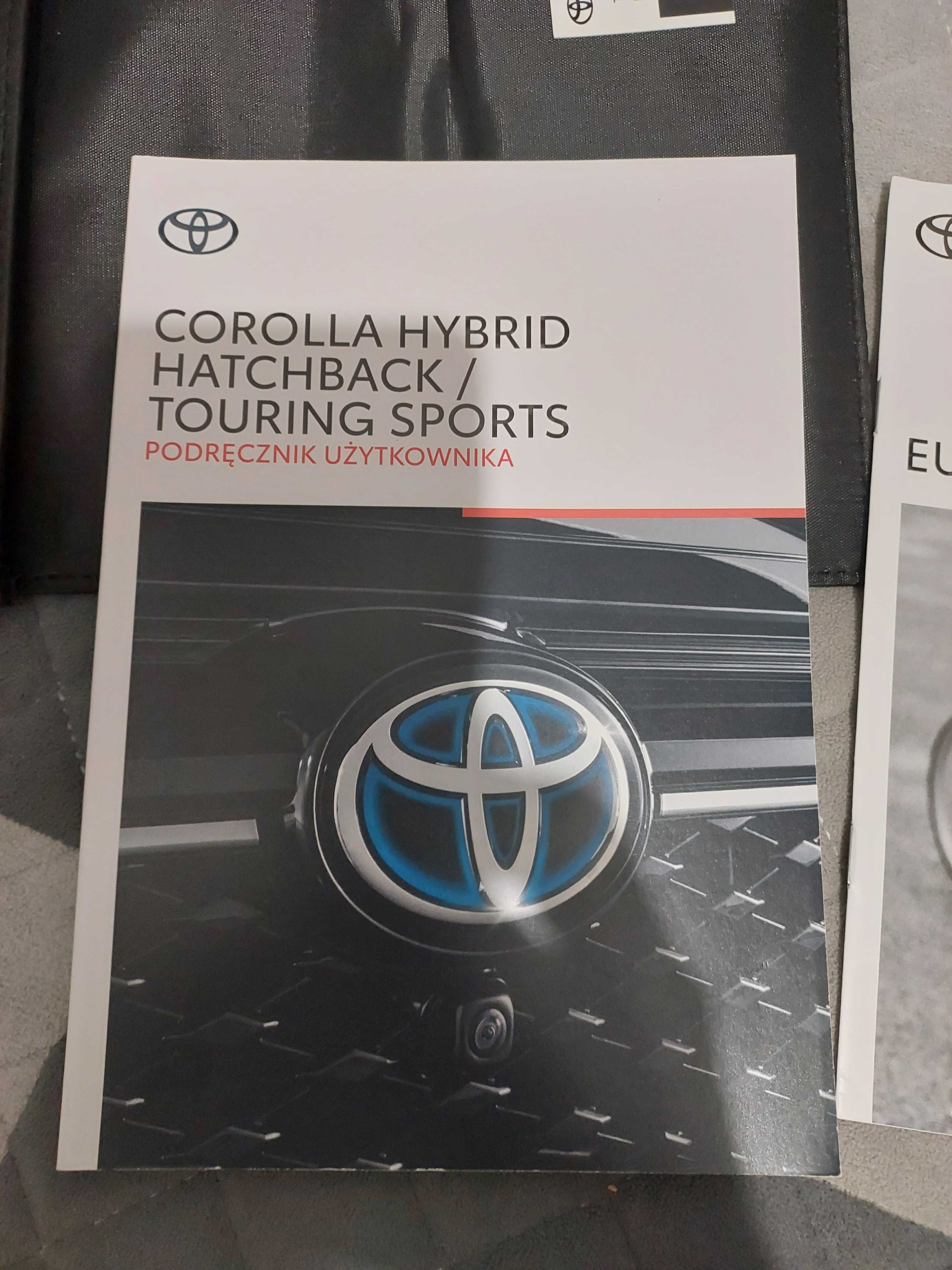 Książka serwisowa do samochodu Toyota w etui, instrukcja