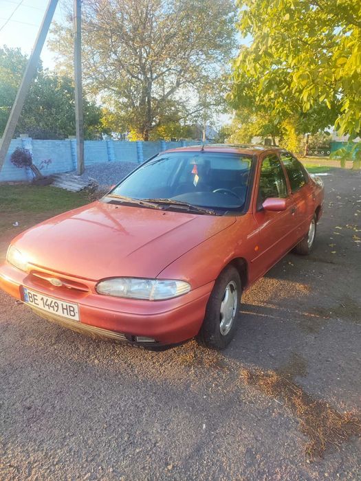 Продам Ford Mondeo 1