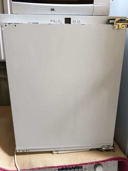 Вбудована морозильна камера