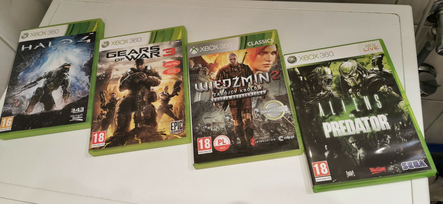 Zestaw gier na Xbox 360  halo 4 aliens