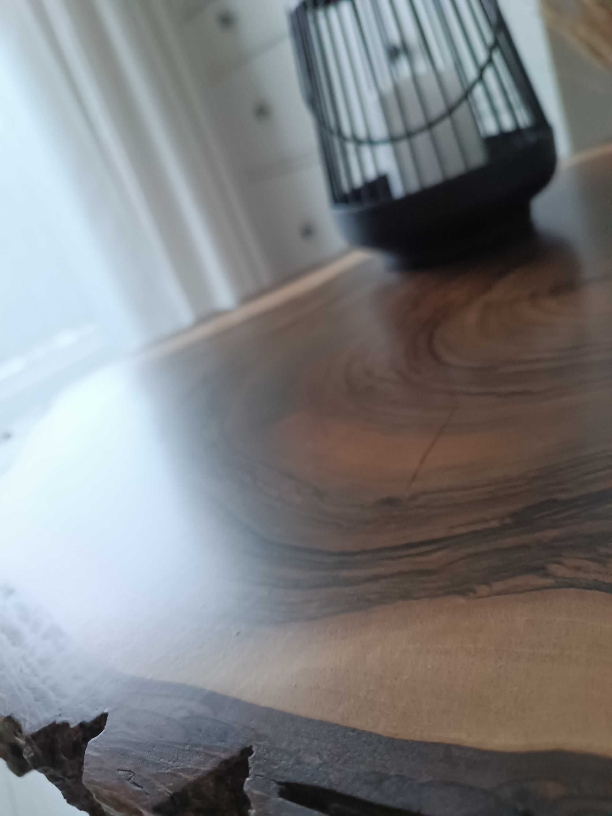 Stolik z plastra drewna- ORZECH WŁOSKI