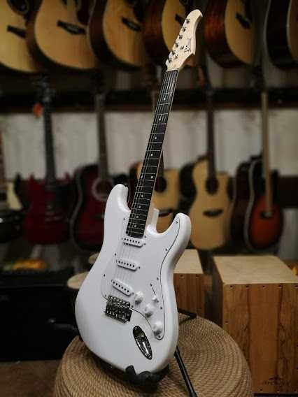 gitara elektryczna typu stratocaster Prima ST-350 WH elektryk ST-350