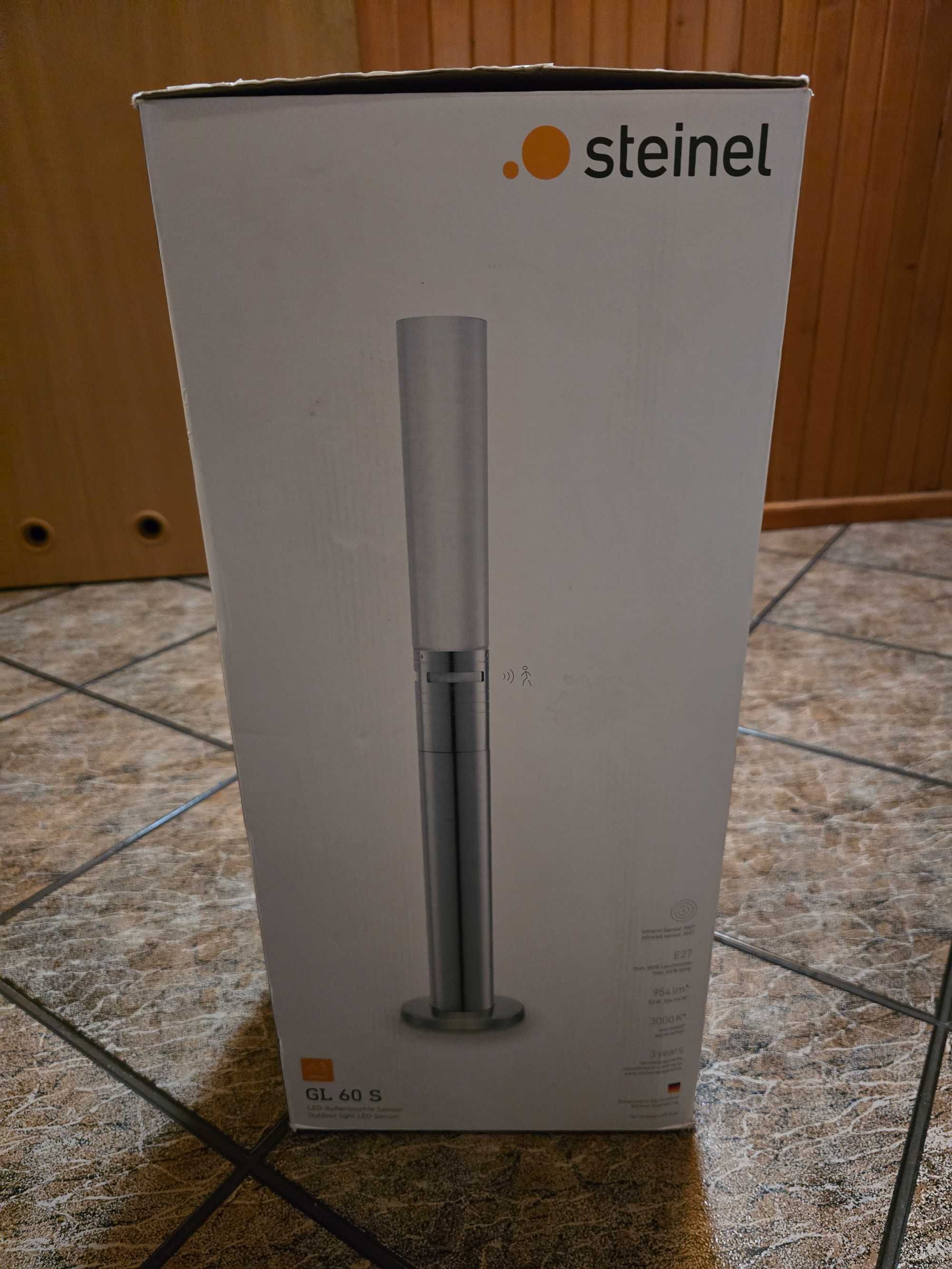 Lampa ogrodowa stojąca z czujnikiem ruchu i zmierzchu