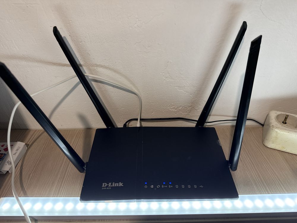 Wifi роутер D-Link DIR-850