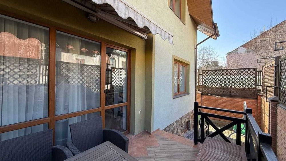 Оренда будинку Львів вул.Кульпарківська (ЖК Парус Park) гараж і підвал