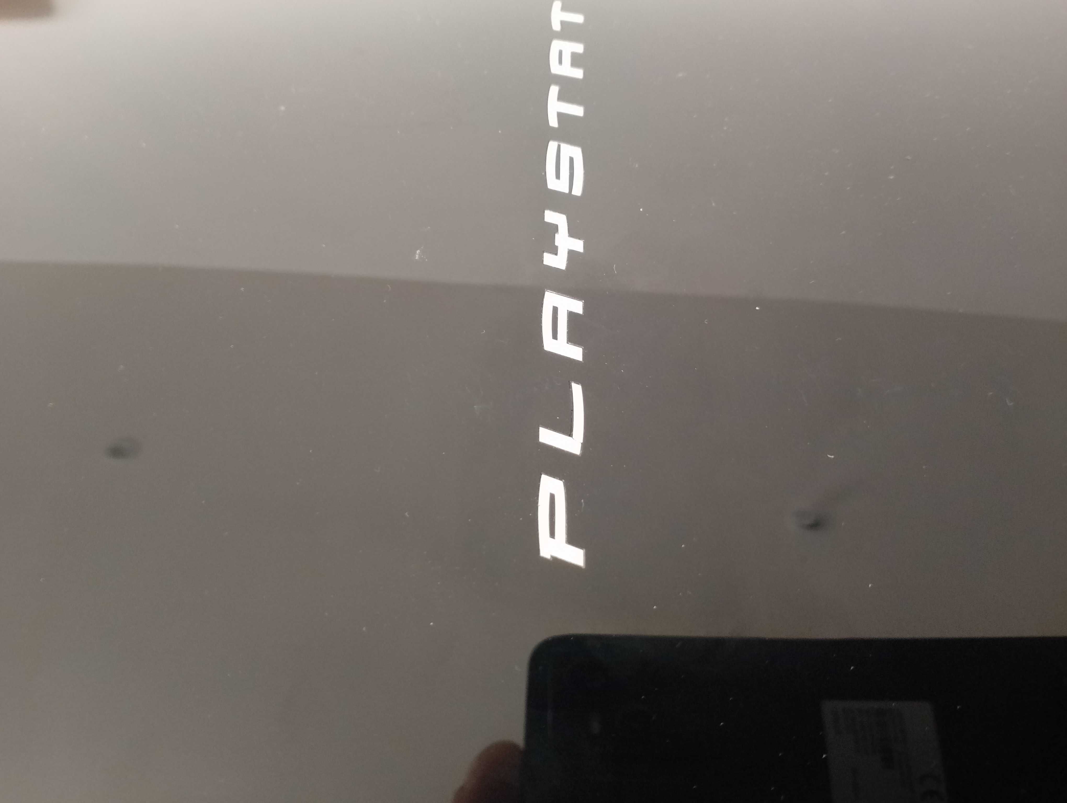 KONSOLA SONY PS3 FAT CECHC03 60GB wsteczna kompatybilność z PS1 i PS2