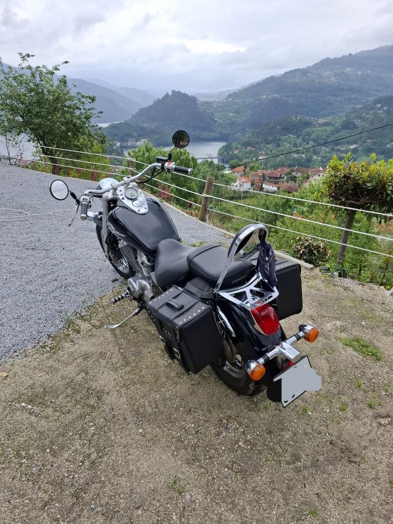 Honda Shadow 750 American Classic Edition