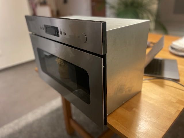 MATTRADITION Forno micro-ondas, IKEA 300+ aço inoxidável