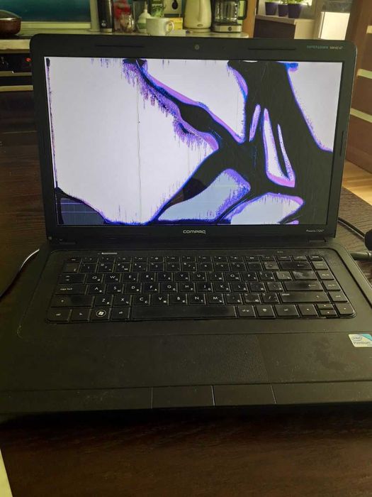ноутбук HP Compaq Presario CQ57