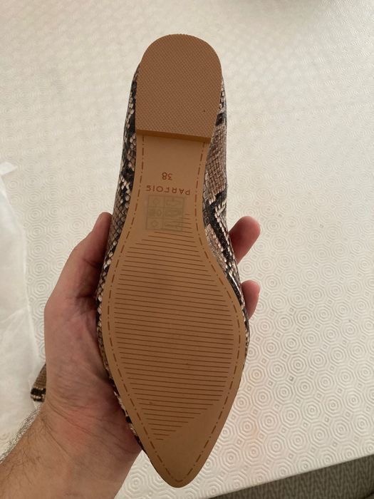 Sapatos 10€ PELOS TRÊS PARES  parfois 24h zilian