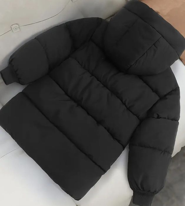 Нова тепла зимова куртка УНІСЕКС чорного кольору, розмір 128-134