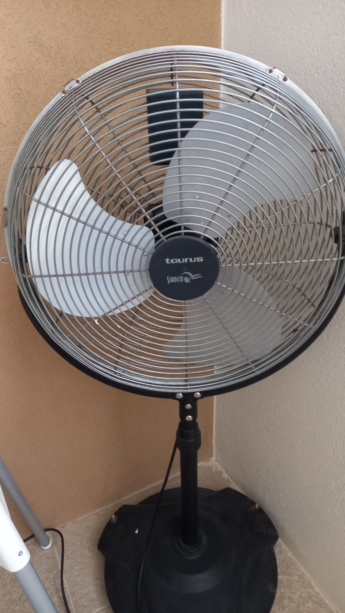 Ventoinha Tauros de alta ventilação
