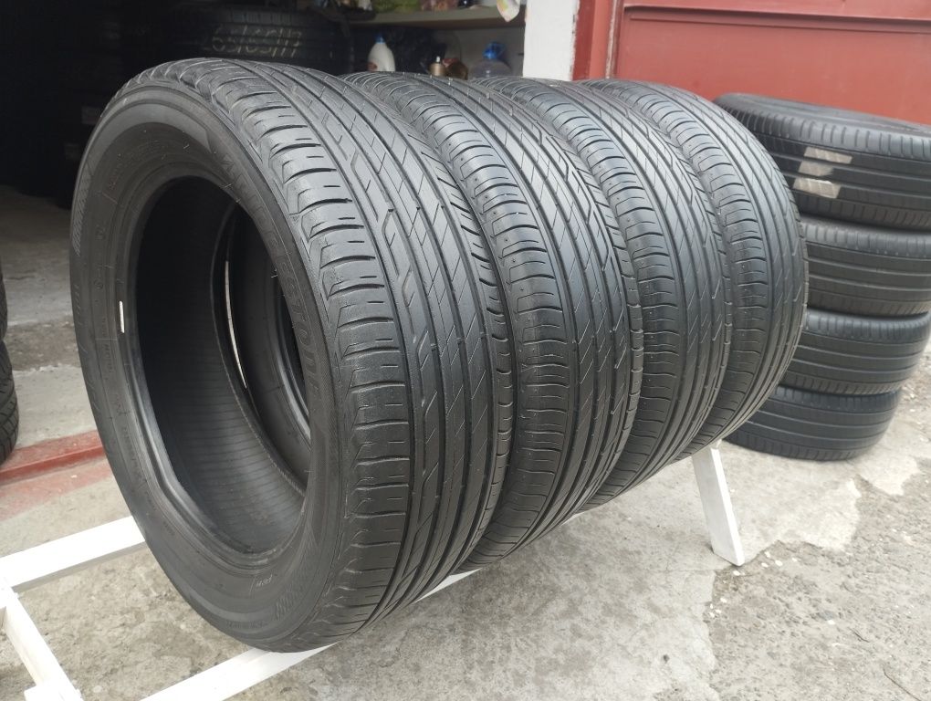 Резина б/у 215/60/17 BRIDGESTONE