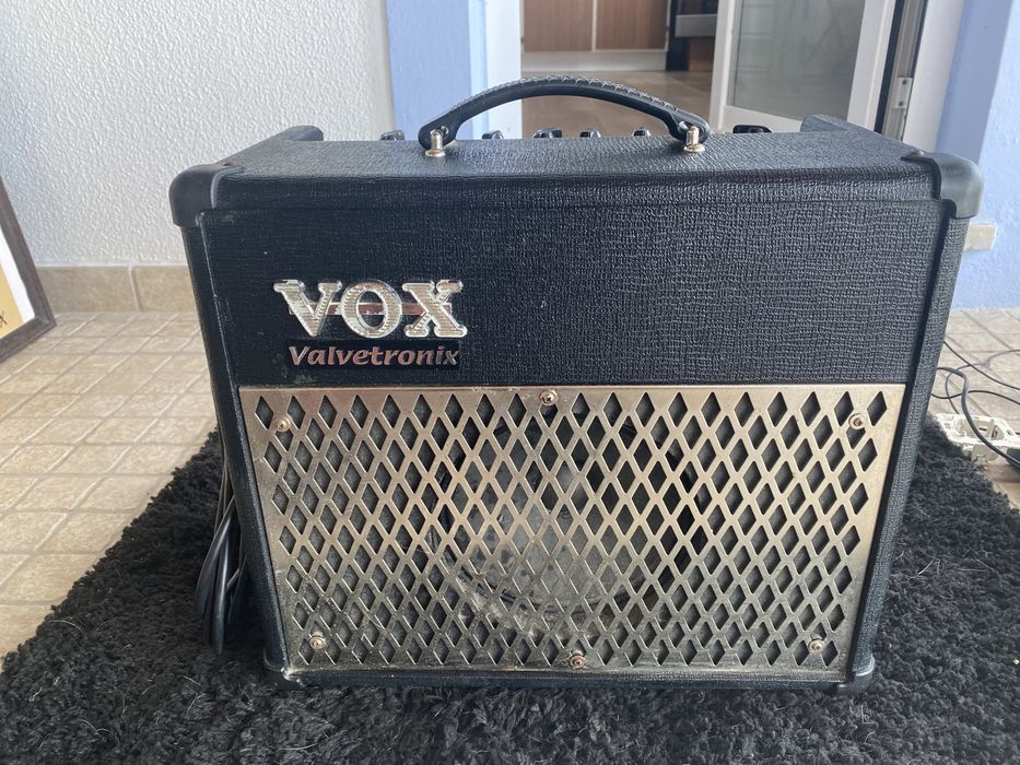 Amplificador VOX AD15VT
