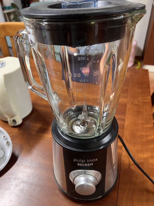 Liquidificador usado em bom estado