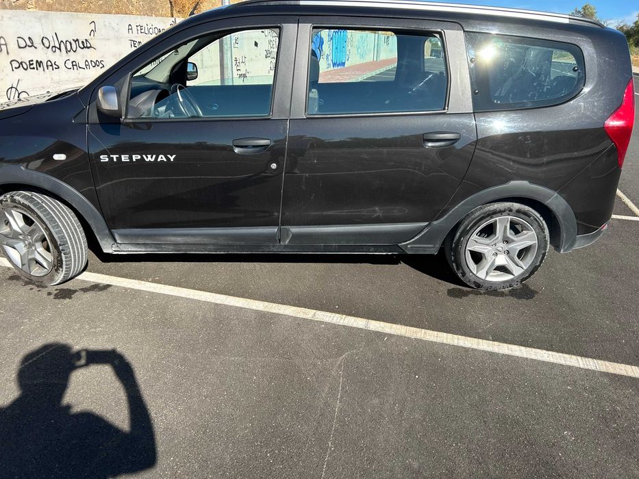 Dacia Lodgy 1.5 Blue dCi Stepway 7L
