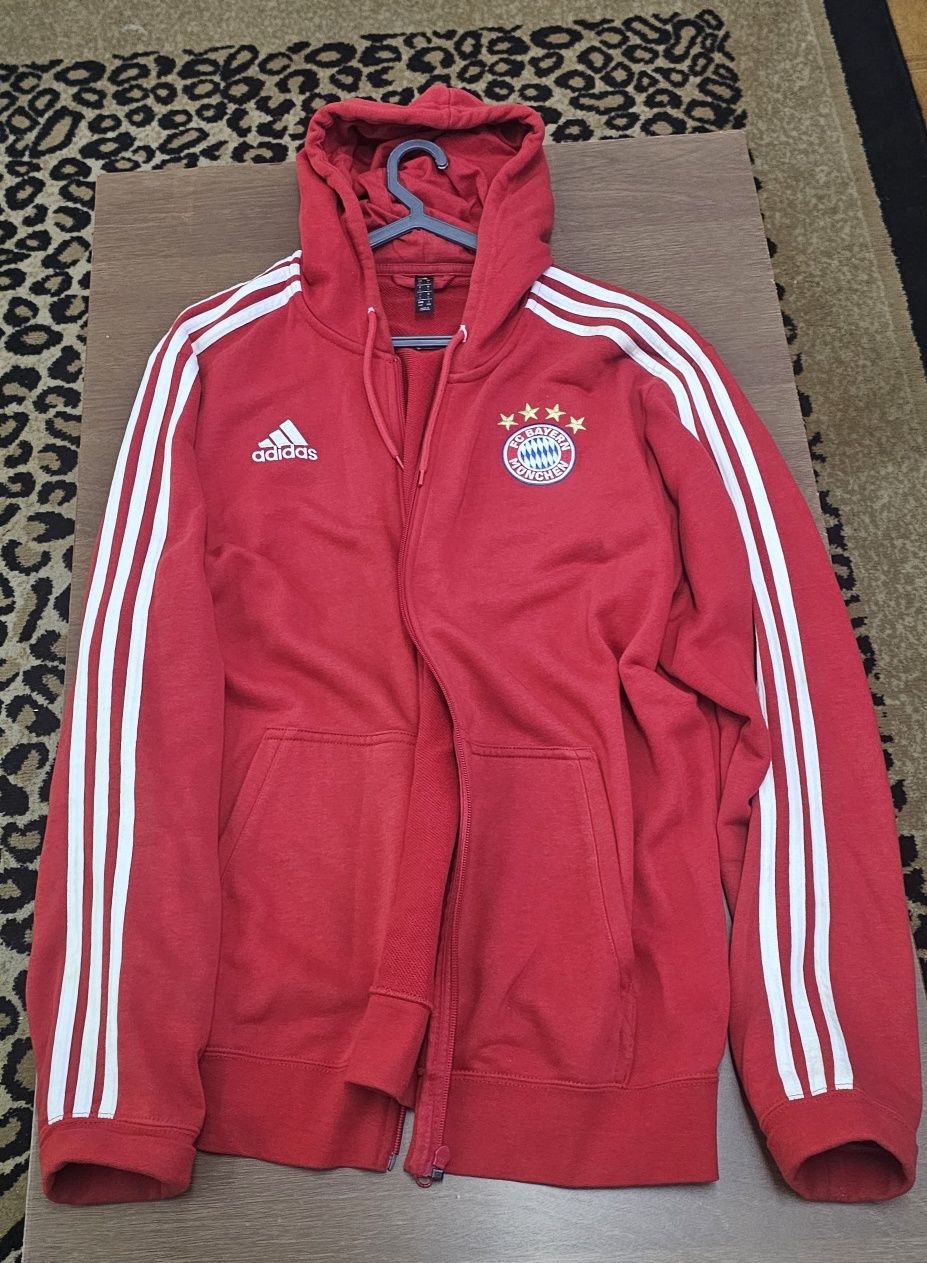 Casaca da Adidas