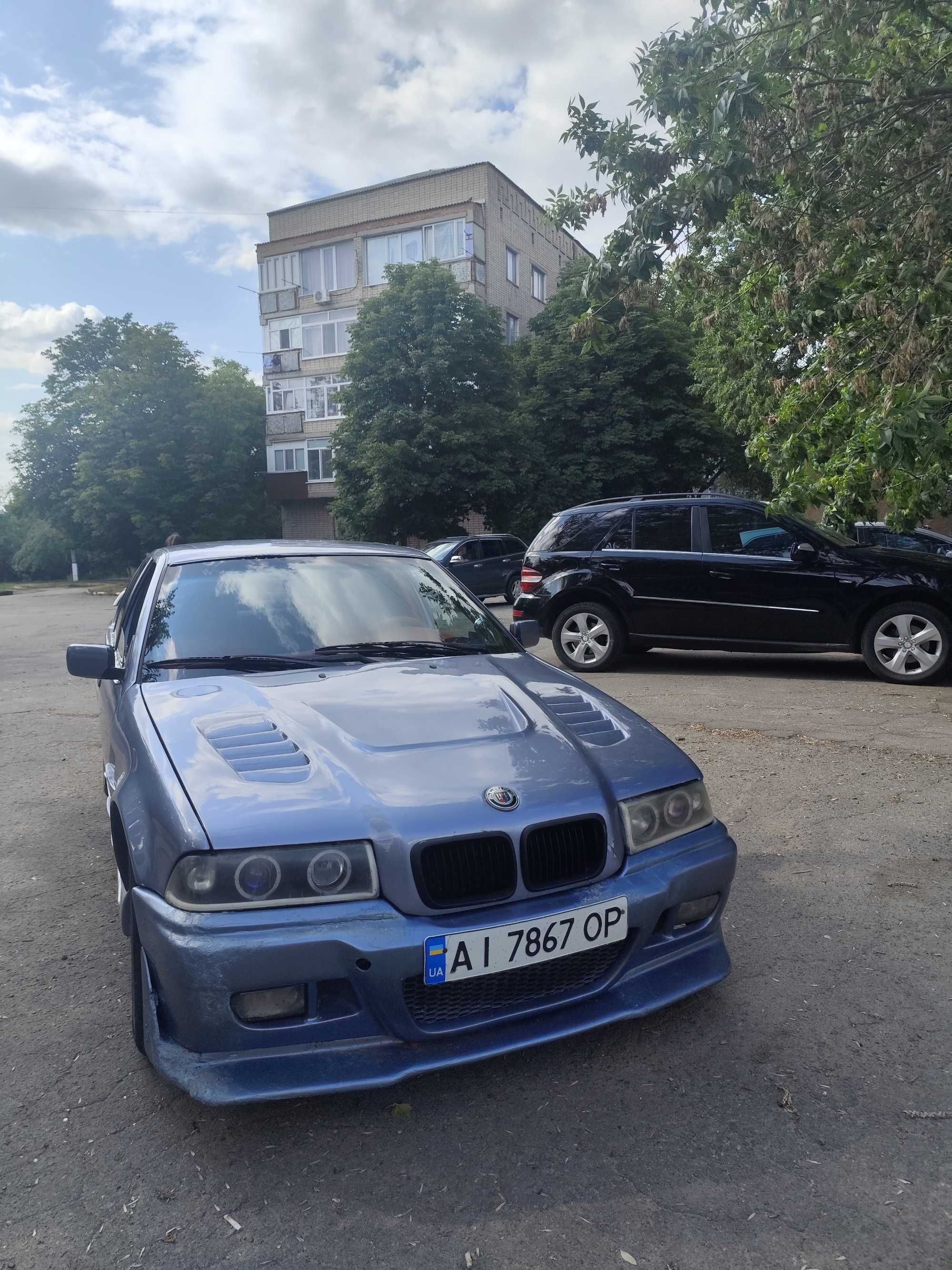 Продам BMW E36 тюнінг проект.