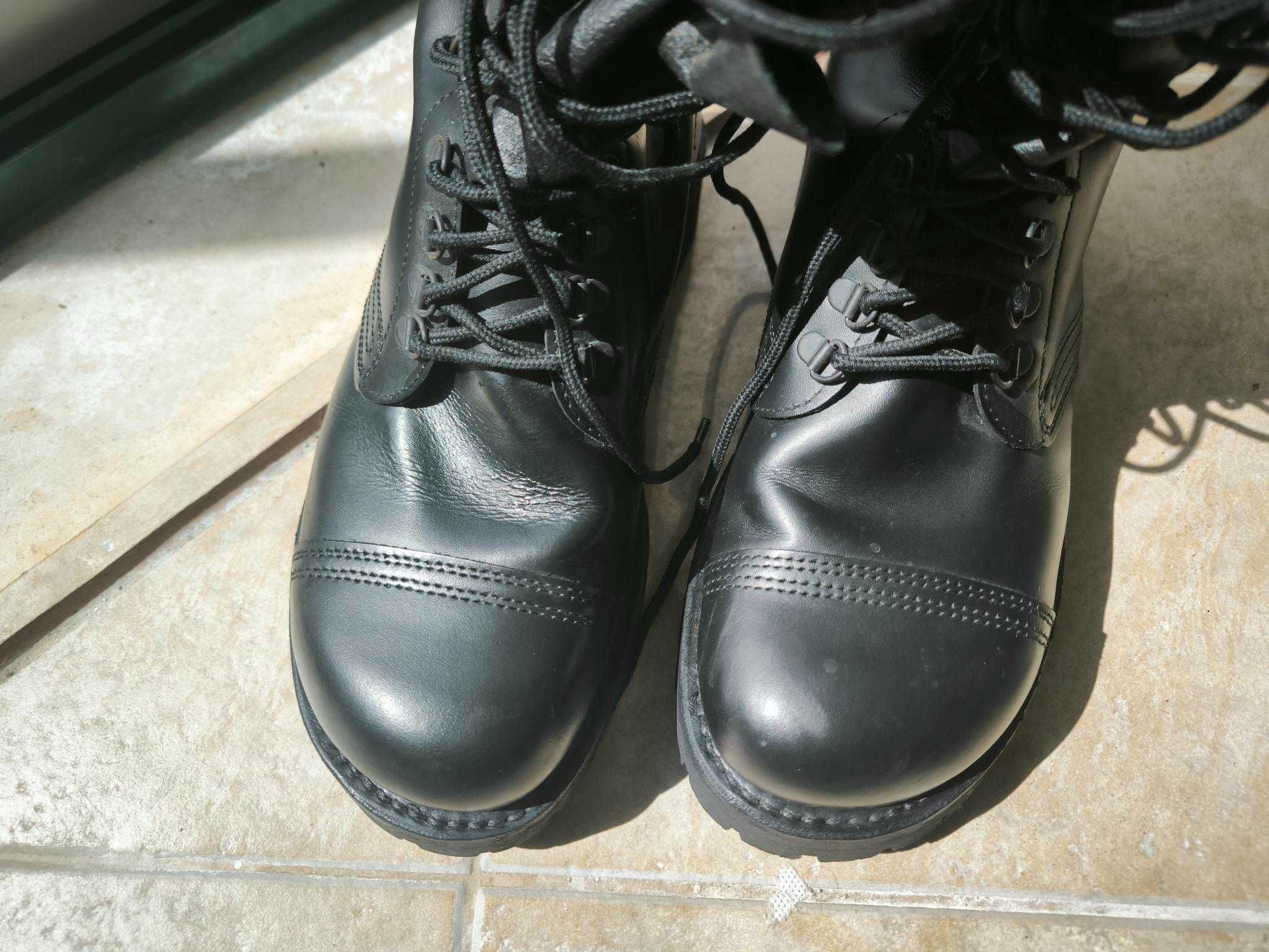 Botas Miliares Nº 40 Novas