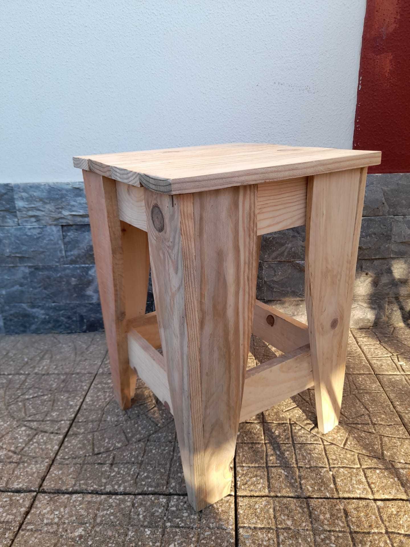 Banco feito pallet rustico