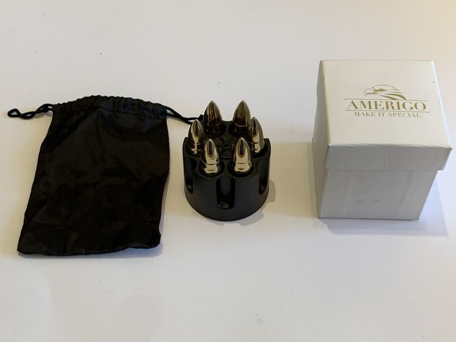 Zestaw kamieni do Whisky marki Amerigo