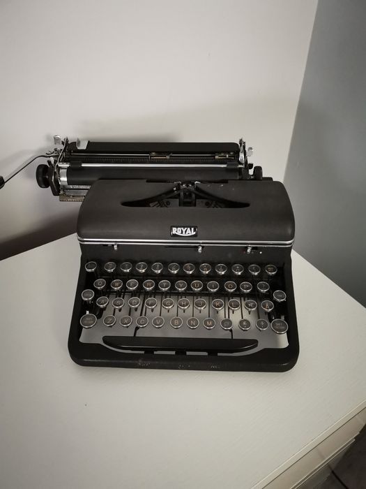 Maszyna do pisania Royal