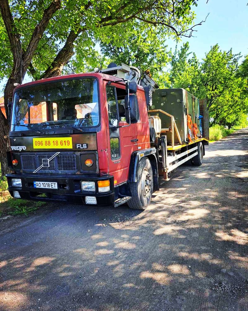 Продам евакуатор з маніпулятором VOLVO