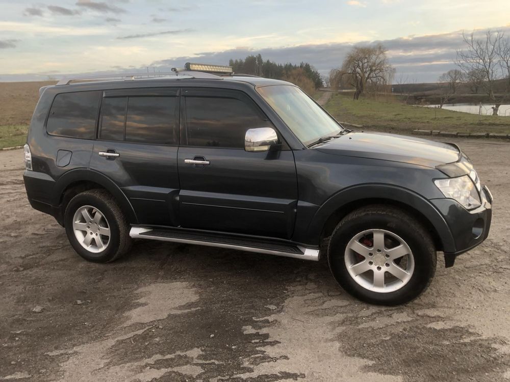 Mitsubishi pajero wagon 3.0GAS 2007