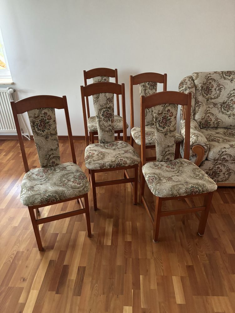 Sofa i 5 krzeseł