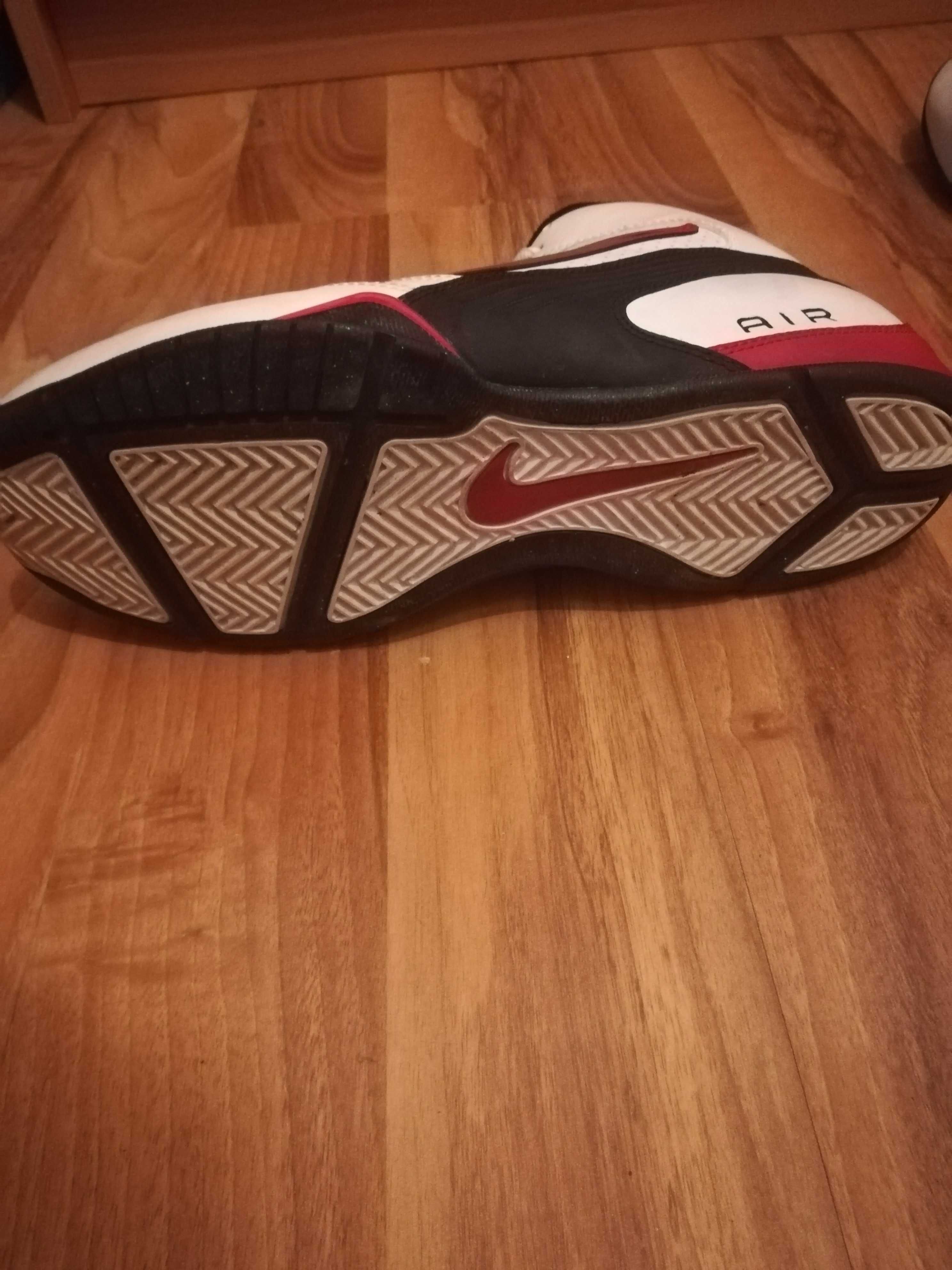 Ténis Nike Air (usado)