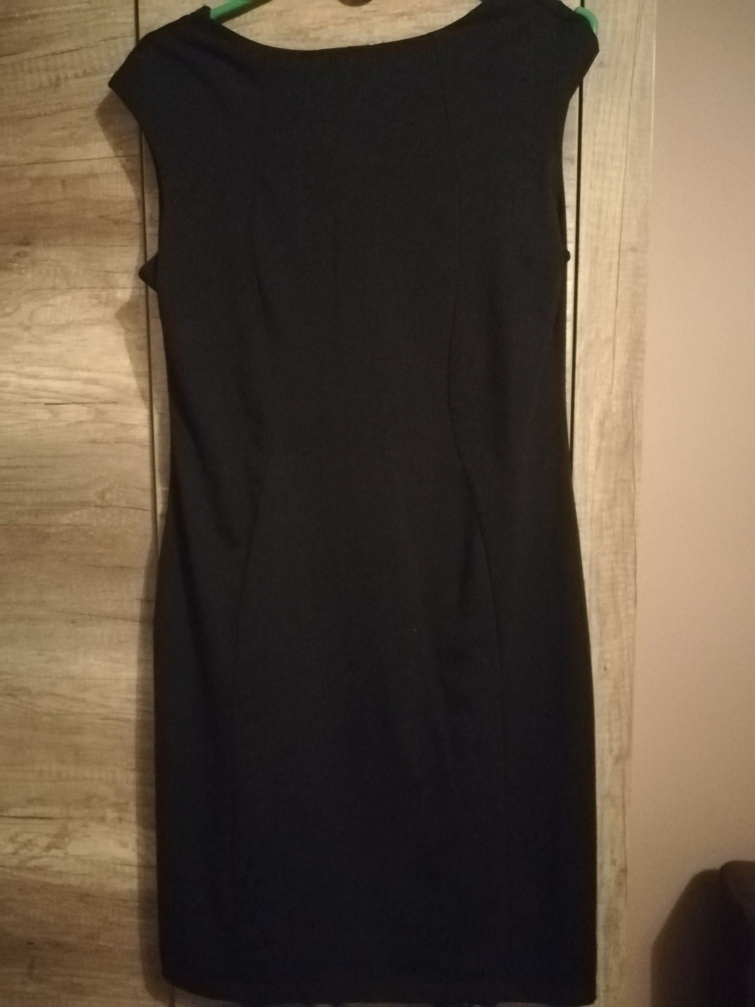 Sukienka rozmiar L/XL