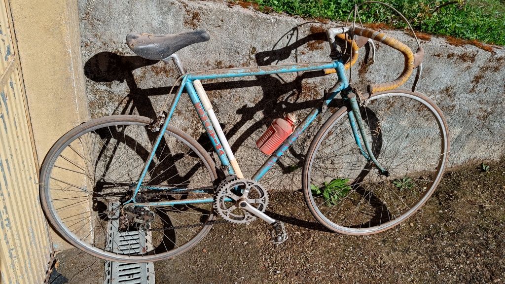 Bicicleta esmaltina "Ma Cicle"